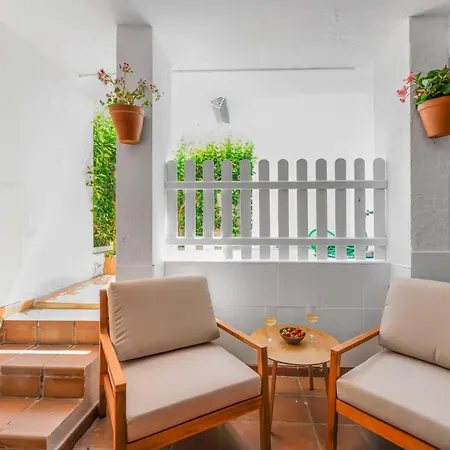 Charming Beachside Townhouse In Villacana Tatil Evi Estepona